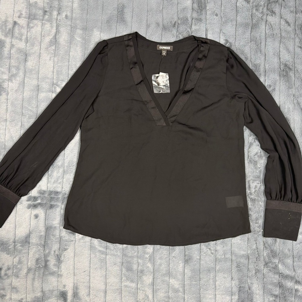 Express Womens Black V-Neck Satin Trim Long Sleeve Blouse Top Size M NWT
